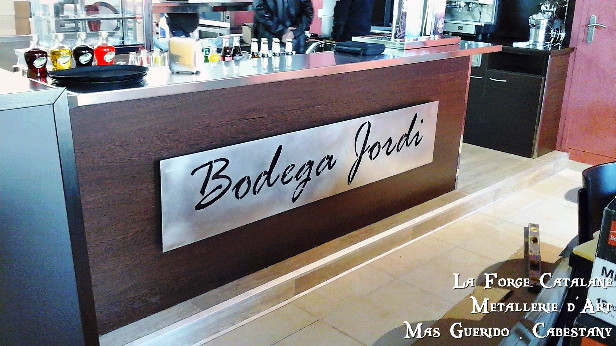 enseigne decoupe laser inox forge catalane.jpg